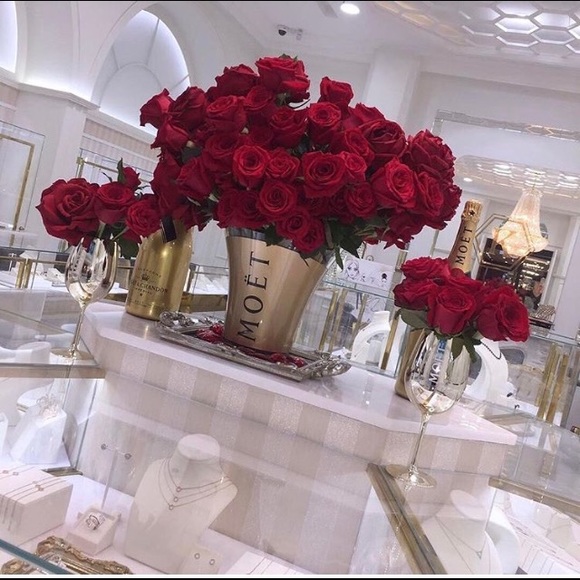 Meet your Posher, Dulce - Picture 1 of 1